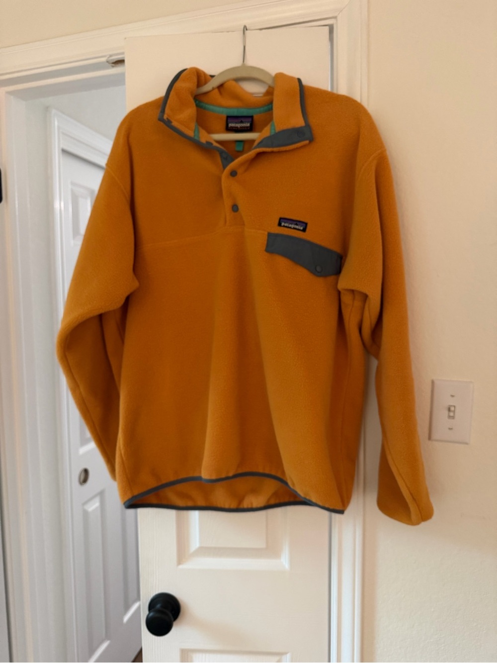 NEW Patagonia Orange Synchilla Fleece Pullover